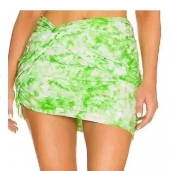 For love and lemons  green tie dye skirt in size Small - Picture 4 of 4